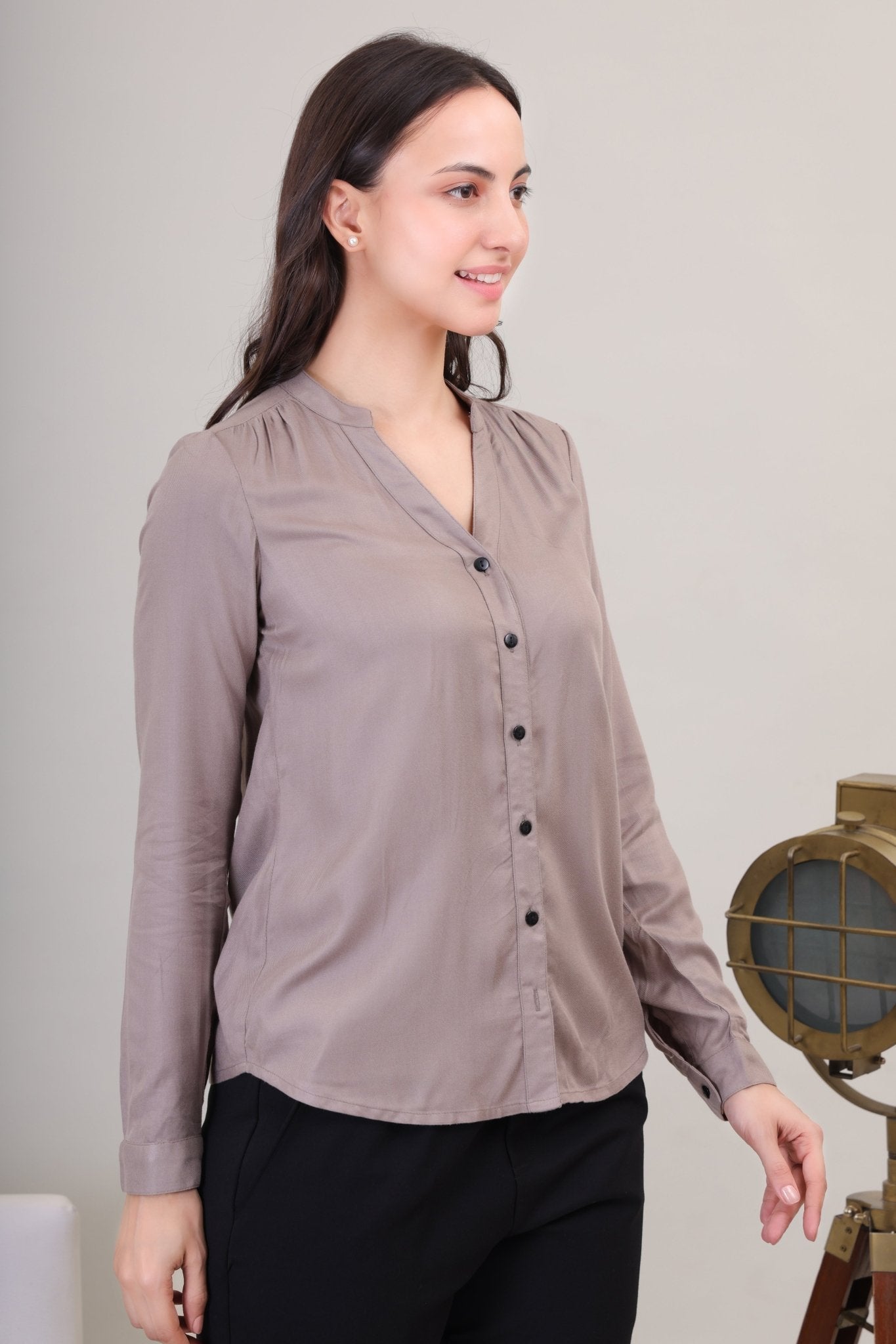 Fiora Shirt - Minzora